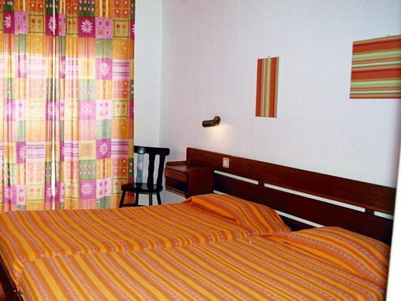 Hotel Apartamento Iate Portimao Bagian luar foto